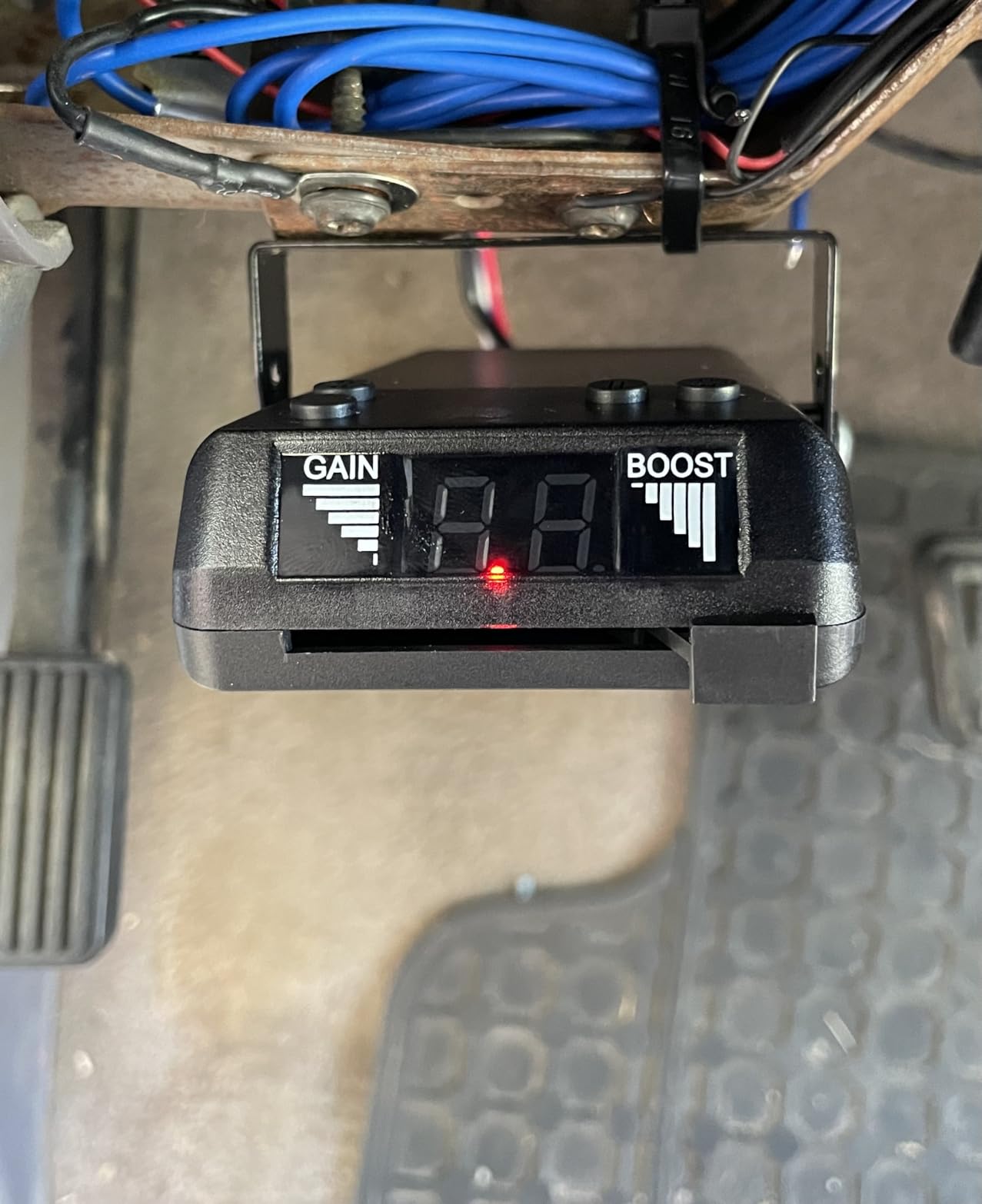 8508211 New Upgrade Proportional Brake Controller for 1-4 Axle Trailers (2/4/6/8 Brakes) - Replaces 8508220 Brake-EVN, Upgraded of 8507111 Time Delay IV Compatible with Ford/GM/Chevy/Dodge/RAM customer photo 1