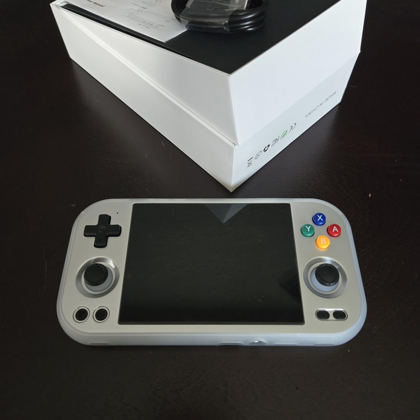 RG477M Retro Handheld Game Console , Aluminum Alloy CNC Dimensity 8300 Android14 System 4.7-inch Touch Handheld Game Console WiFi/Bluetooth Hall Joystick RGB Light 5300mah customer photo 2