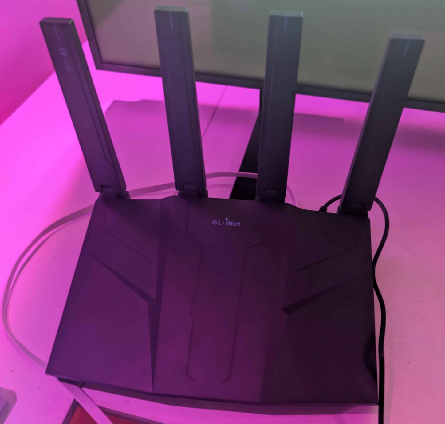 GL.iNet GL-BE6500 Flint 3e Wi-Fi 7 Router with VPN for Home and Gaming customer photo 2
