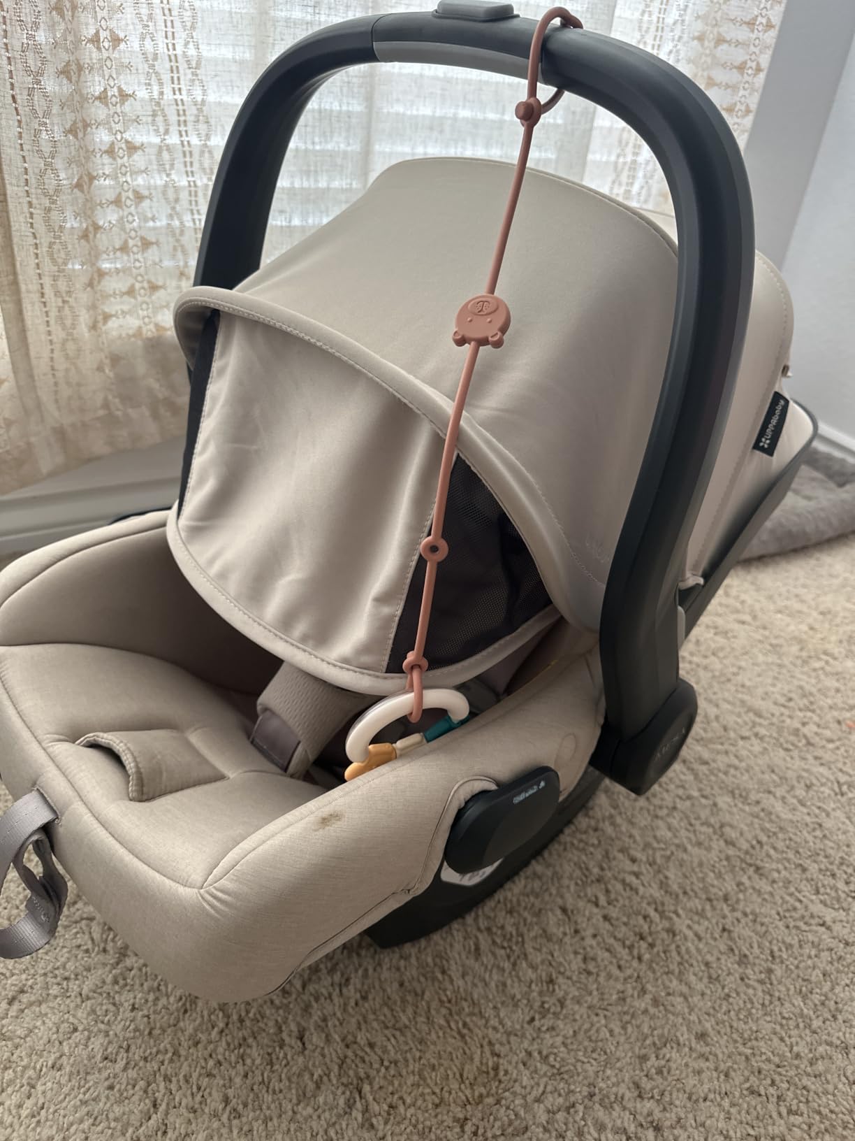 UPPAbaby Mesa V3 Infant Car Seat with Base, Insert & SmartSecure - Ada customer photo 2