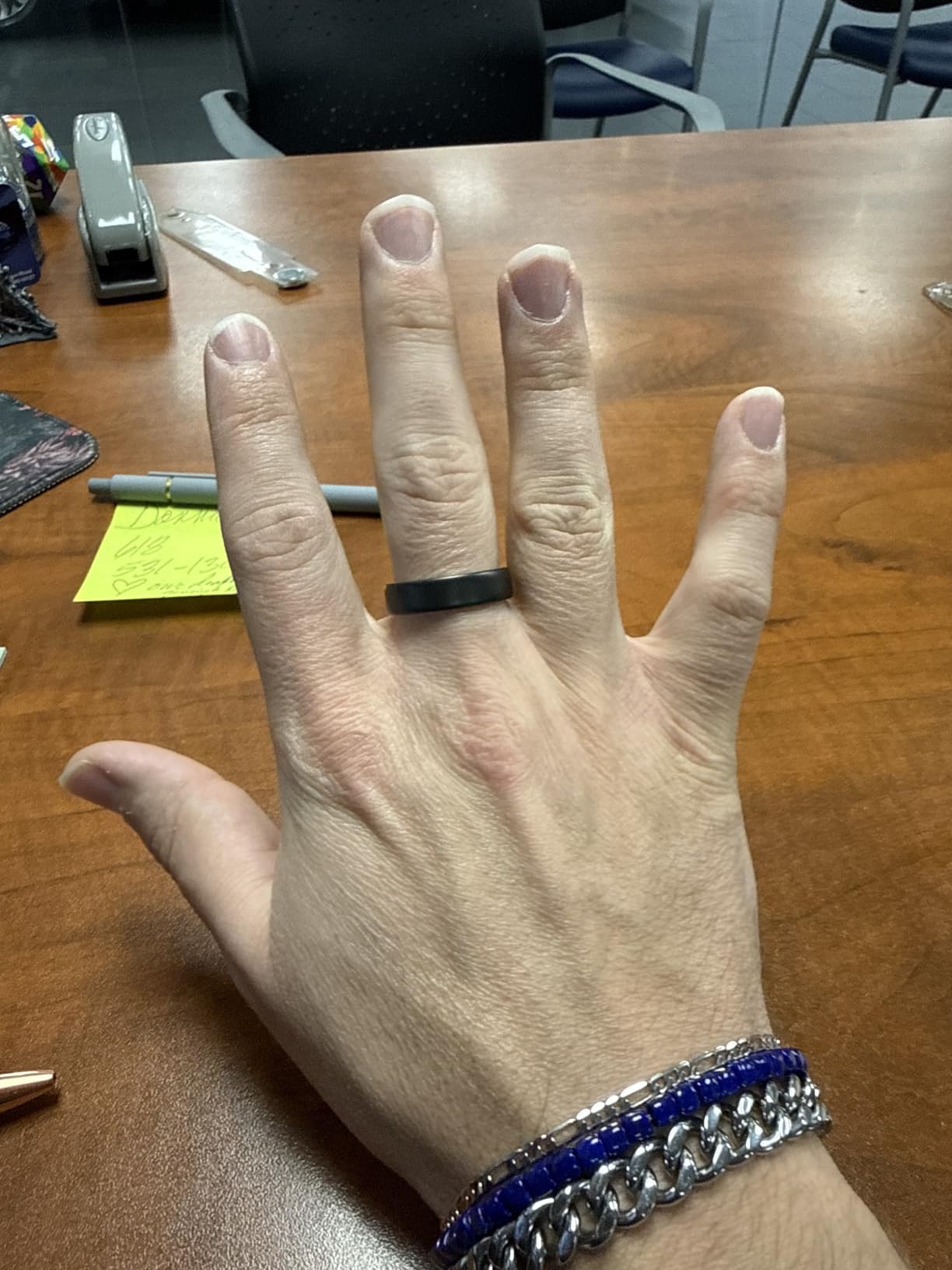 Oura Ring 5 Smart Ring - Silver - Size 7 - Fitness & Sleep Tracker customer photo 2