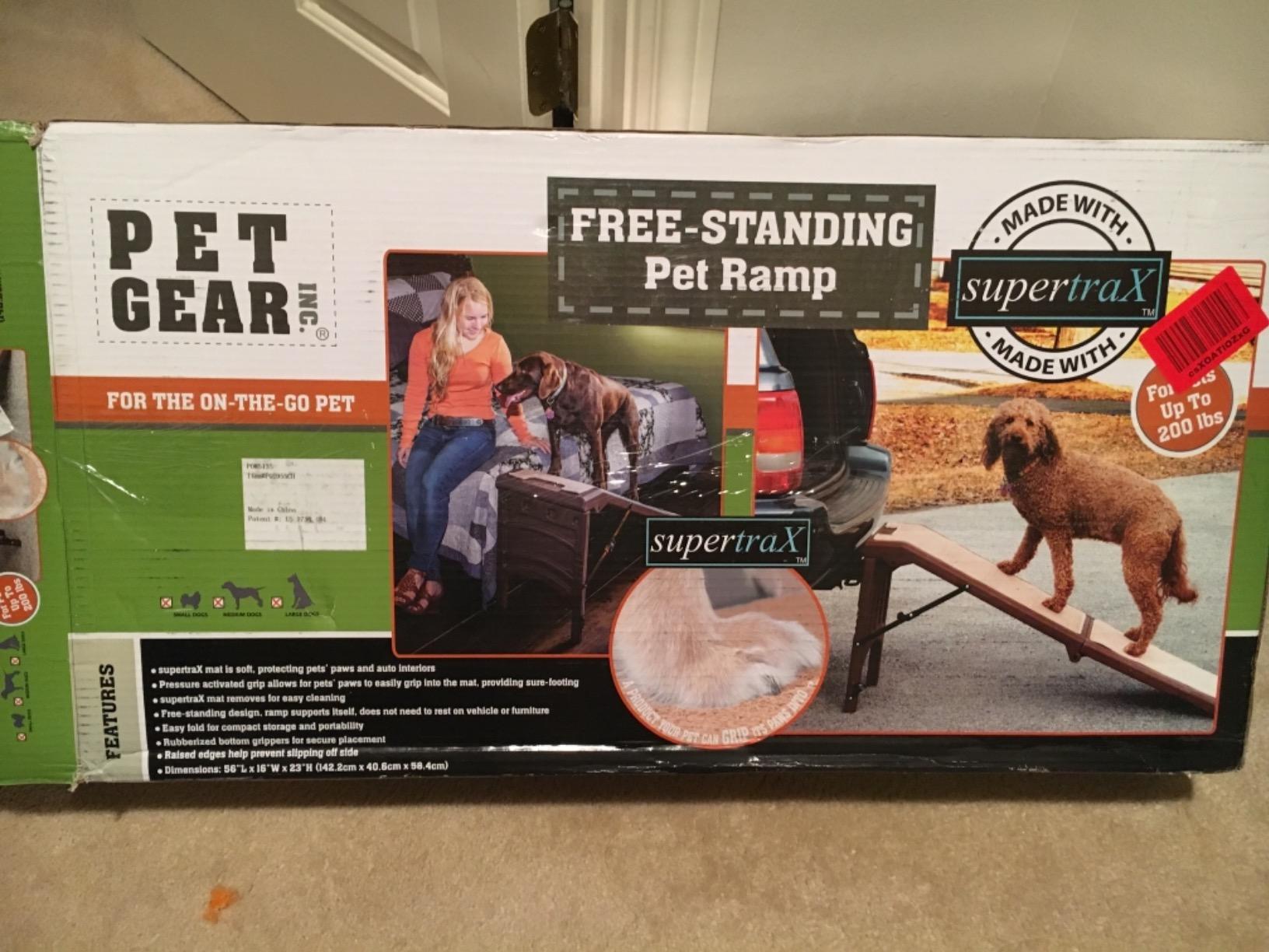 Pet Gear Free Standing Pet Ramp for Cats and Dogs, Platinum customer photo 1