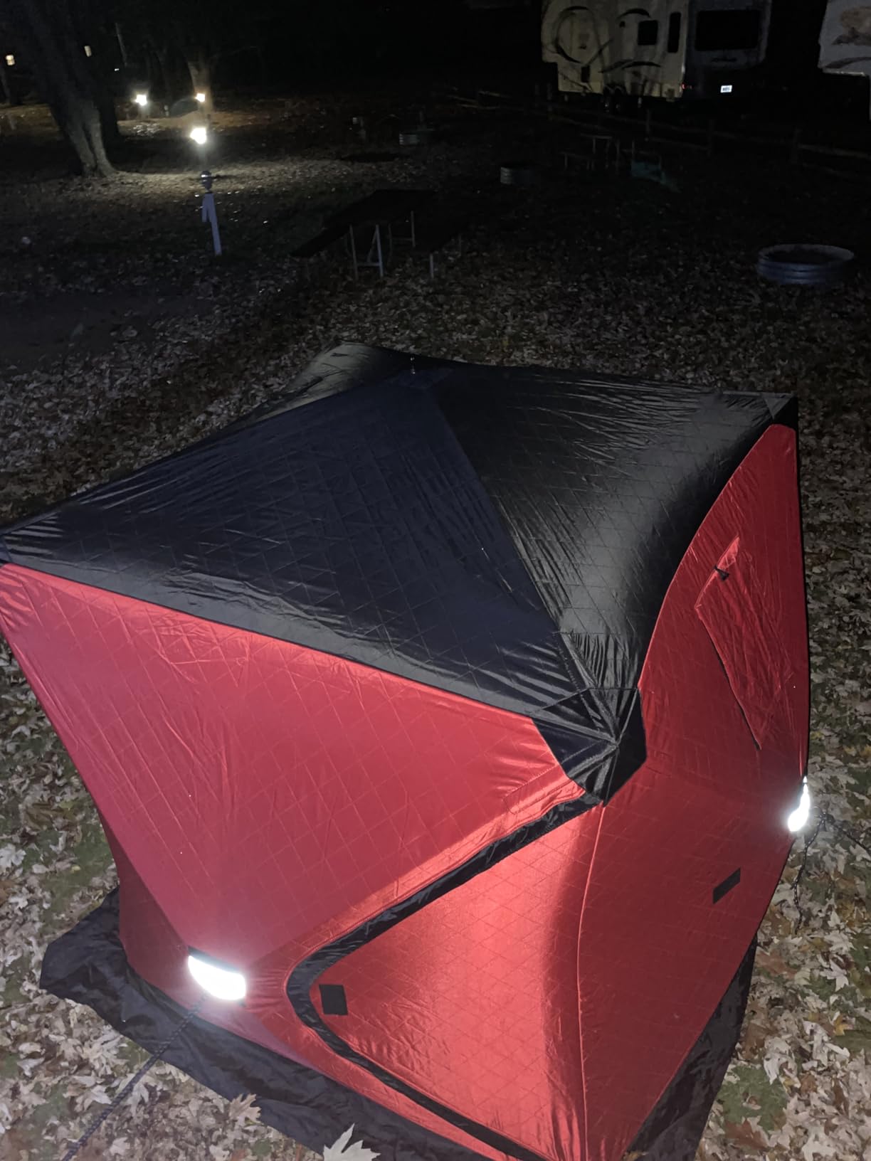 VEVOR Pop Up Ice Fishing Tent, 1-10 Person Insulated & Non-Insulated Option customer photo 2