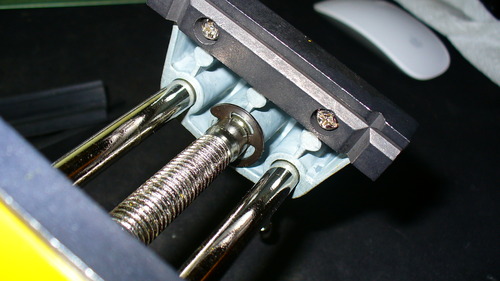 Proxxon Precision Vise FMZ with Clamp, Die-Cast Zinc Construction - Ideal for Workbenches & Tabletops - 3-Inch Jaws, 360-Degree Rotation - 28608 customer photo 1