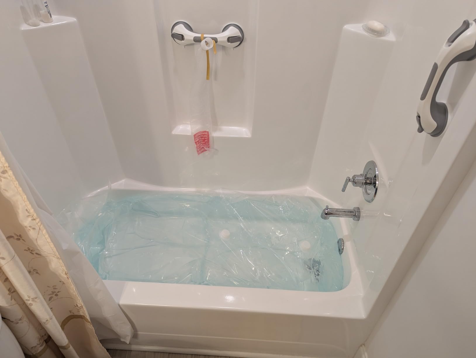 waterBOB Bathtub Emergency Water Storage Bladder Up To 100 Gallon Capacity - Food Grade Liner with Hand Pump for Hurricane and Disaster Preparedness - BPA Free Drinking Water Container customer photo 2