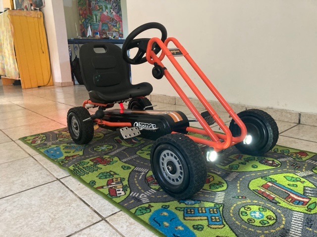 hauck Kids Pedal Go Kart, 4 Wheel Bike Cart, Ride for Ages 4-8, Green customer photo 1