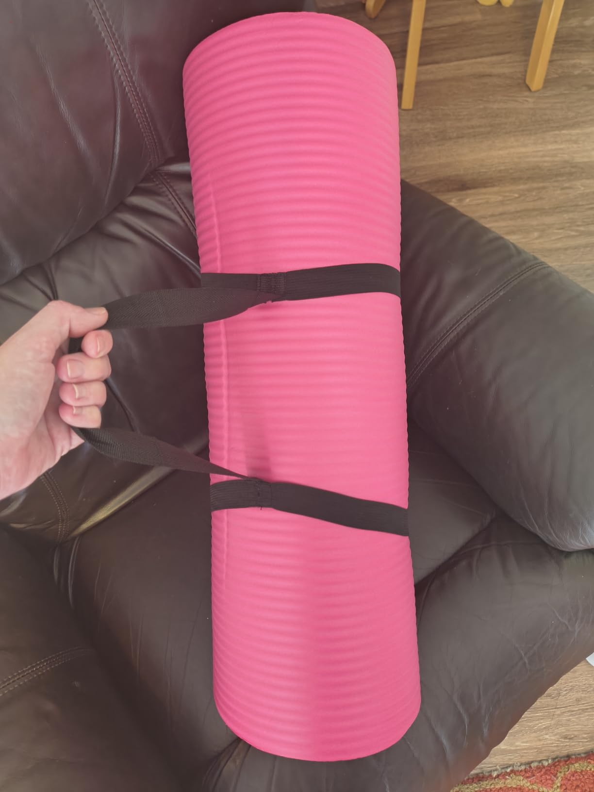 Amazon Basics Extra Thick Exercise Yoga Mat with Carrying Strap customer photo 2