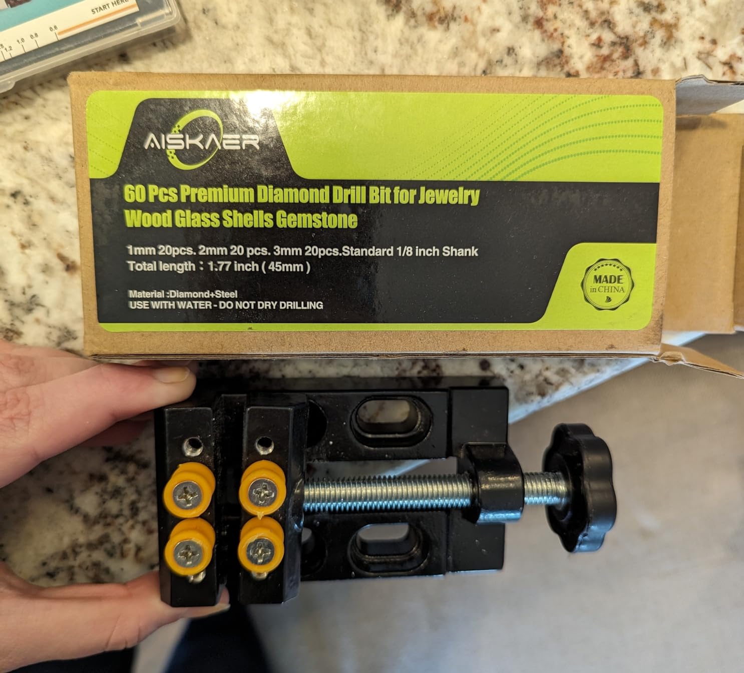 Yakamoz Mini Bench Vise Clamp, 0-2 Inch Clamping Range Cast Aluminum Holder customer photo 2