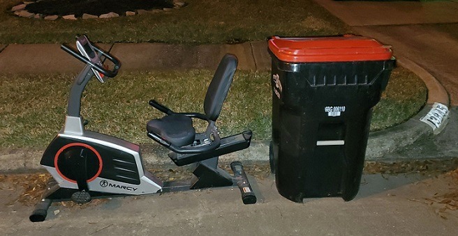Marcy Regenerating Recumbent Exercise Bike with Adjustable Seat, Pulse Monitor and Transport Wheels ME-706 customer photo 1