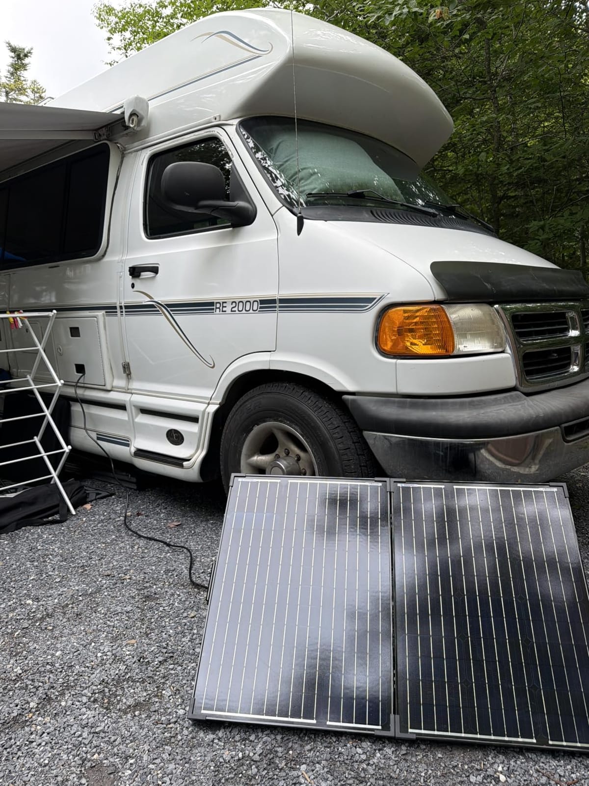 Renogy 100W Portable Solar Panel, 25% High Efficiency Solar Panel Kit with 20A Charger Controller for 12V Battery&Power Station, N-Type Foldable Solar Panels w/Tempered Glass for RV, Camping Off-Grid customer photo 2