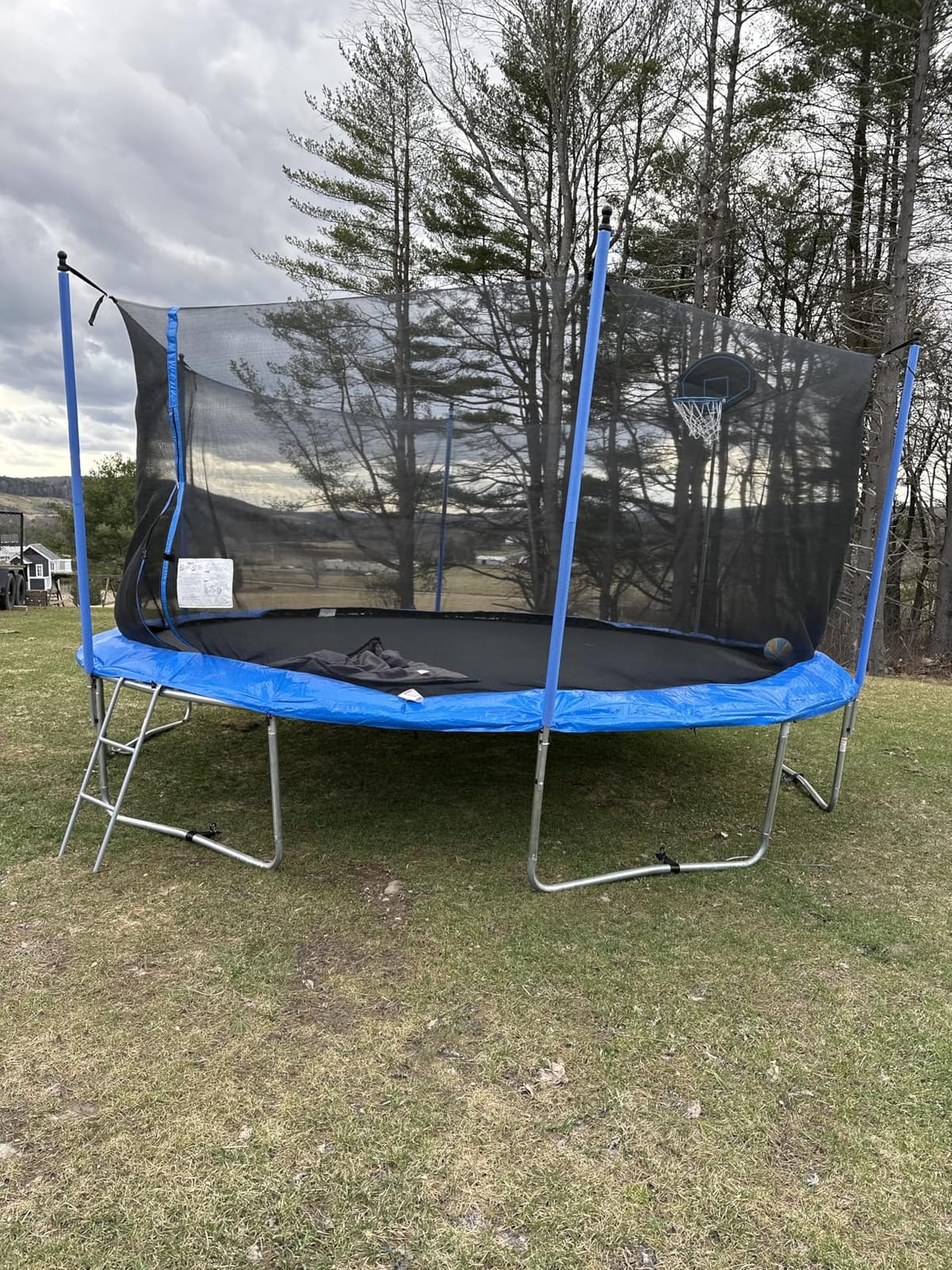 1500LBS 16FT Outdoor Trampoline with Basketball Hoop for Youth & Adult customer photo 2