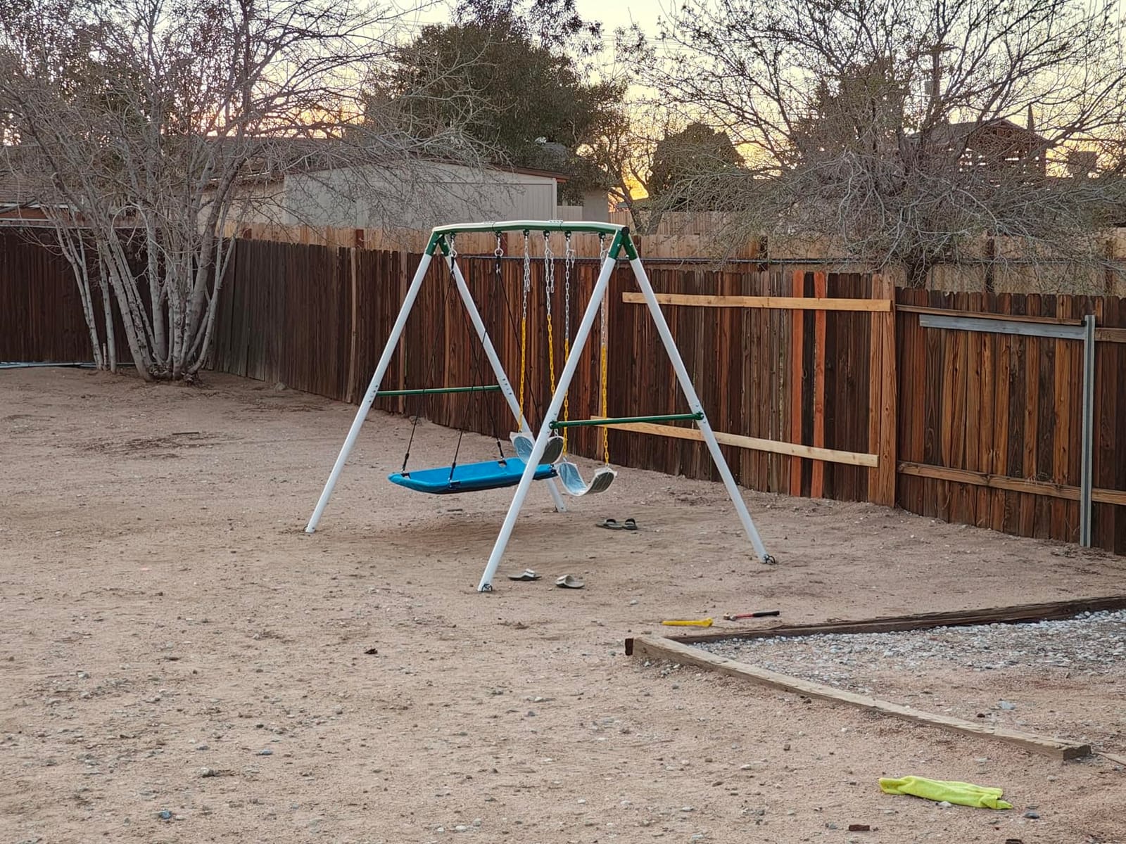 Hapfan 600lb Heavy Duty Swing Set for Outdoor Backyard with 3 Swings Black customer photo 2