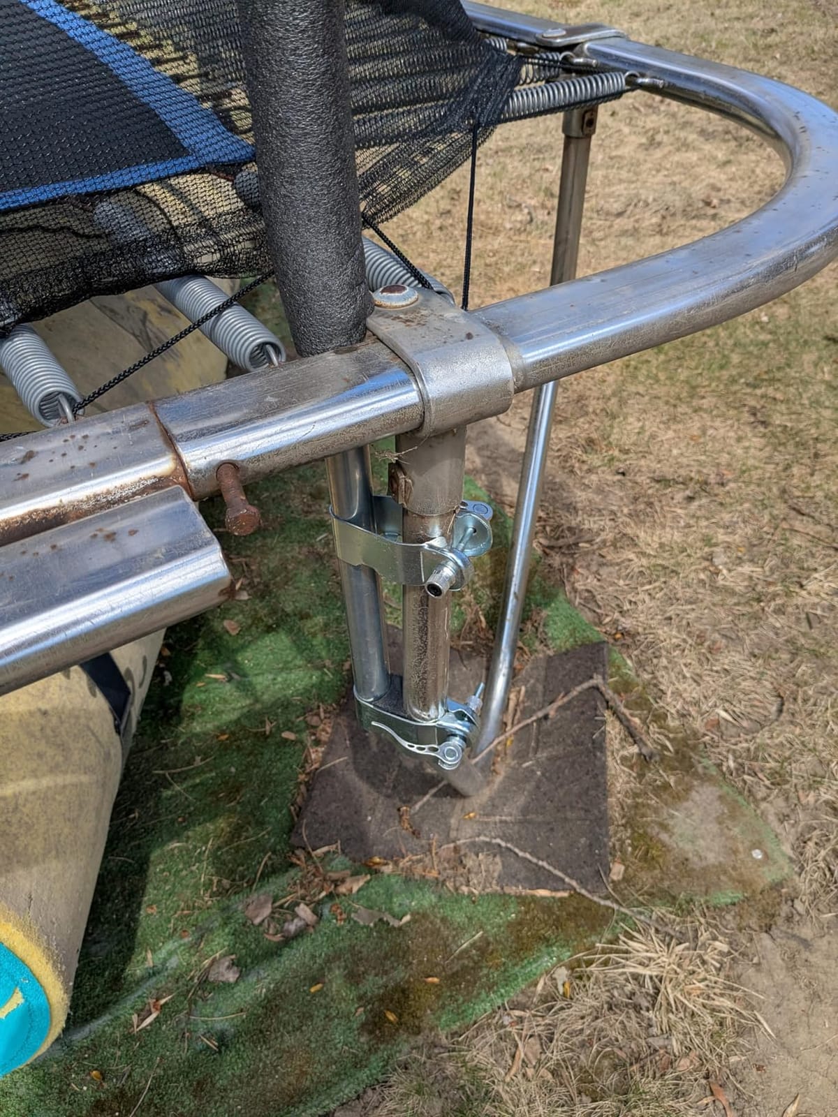 14FT Trampoline Enclosure Net with Universal Trampoline Replacement Enclosure Poles and Hardware (Only fit for 14FT Trampoline with 6 Poles) customer photo 2