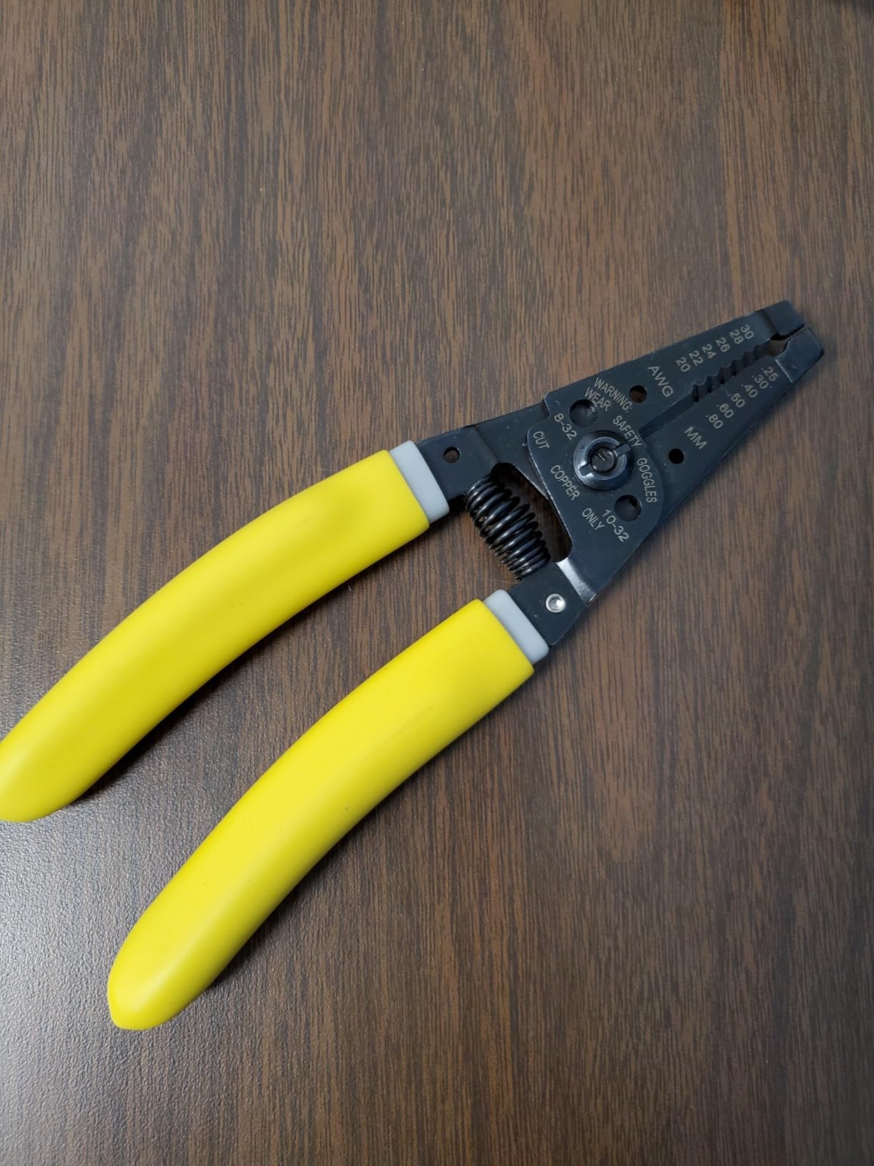KATA 7 Inch Precision Wire Stripper, 20-32 AWG Tool for Electronics DIY customer photo 1