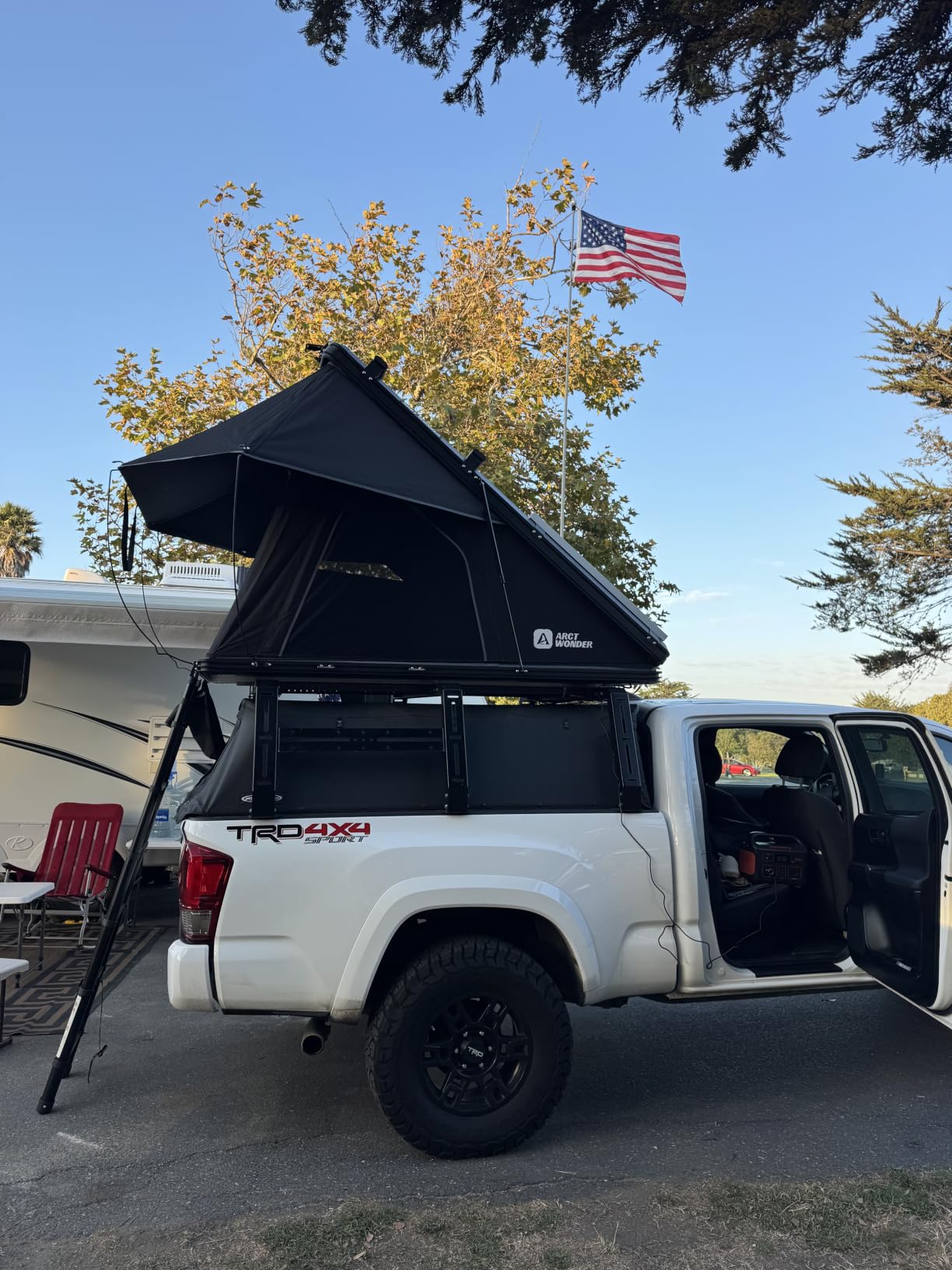 Solar Panel Rooftop Tent Hard Shell,Pop Up Car Roof Top Tent Hardshell customer photo 2