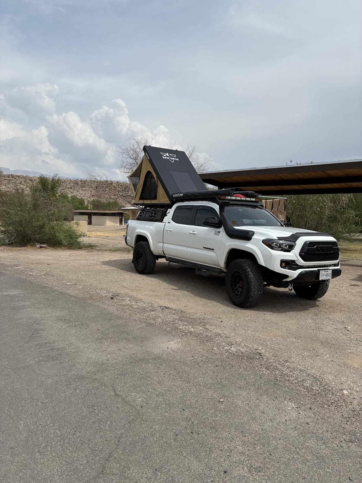 SanHima Hotham Rooftop Tent Hard Shell, Aluminium Roof Top Tent for Car SUV Truck customer photo 2