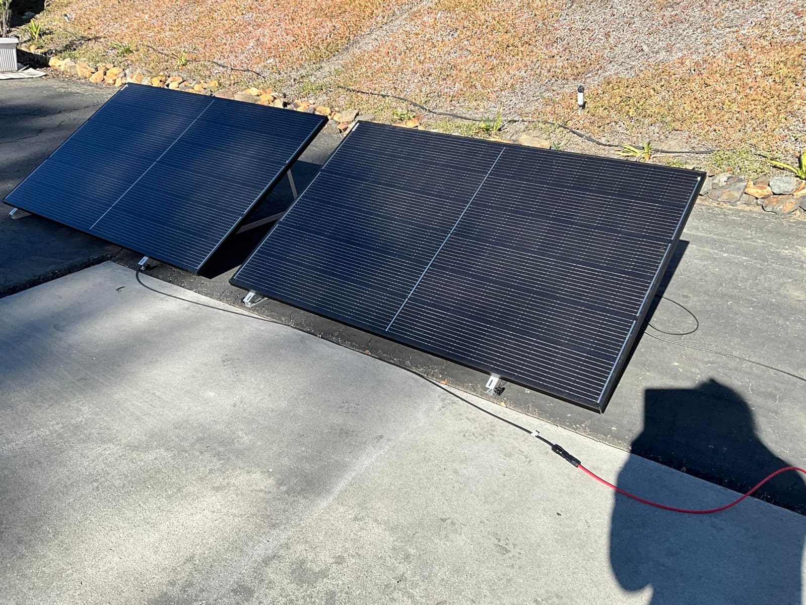 DOKIO 200W Solar Panel Kit, 2-Pack of 100W, Brackets and 5 m Cable customer photo 2