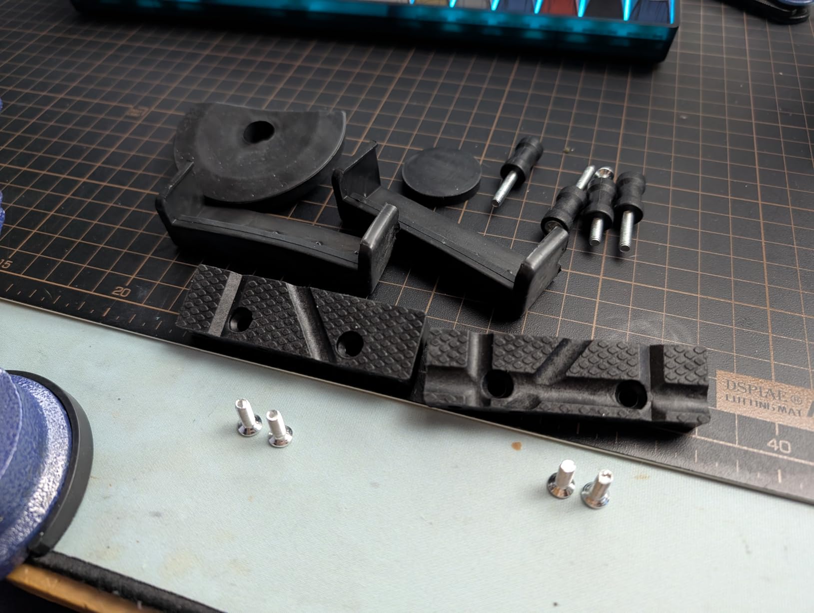 Table Vise, 3