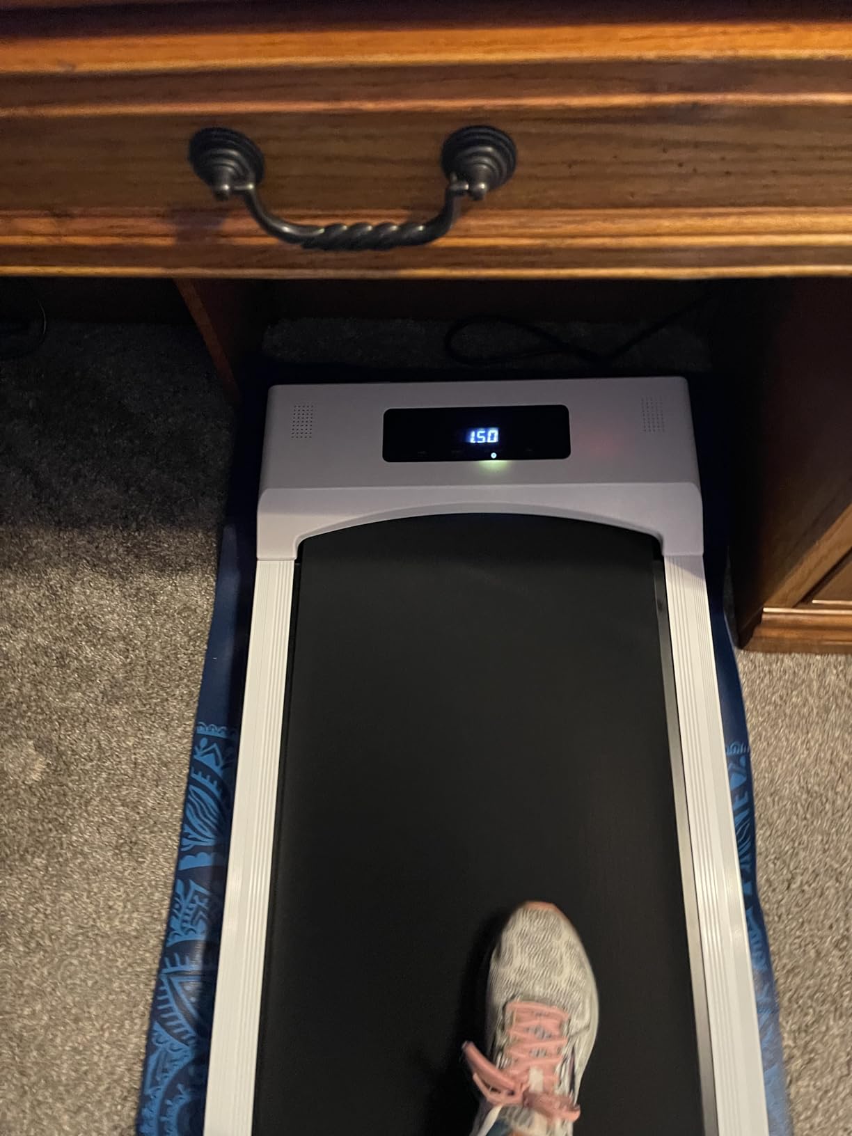 Walking Pad Treadmill with Desk Workstation,3.5 HP Foldable Treadmills with 15% Incline & Handle Bar,450lbs Capacity,2s Folding,Ultra-Quiet,Small/Compact Under Desk Treadmills for Home Office customer photo 2