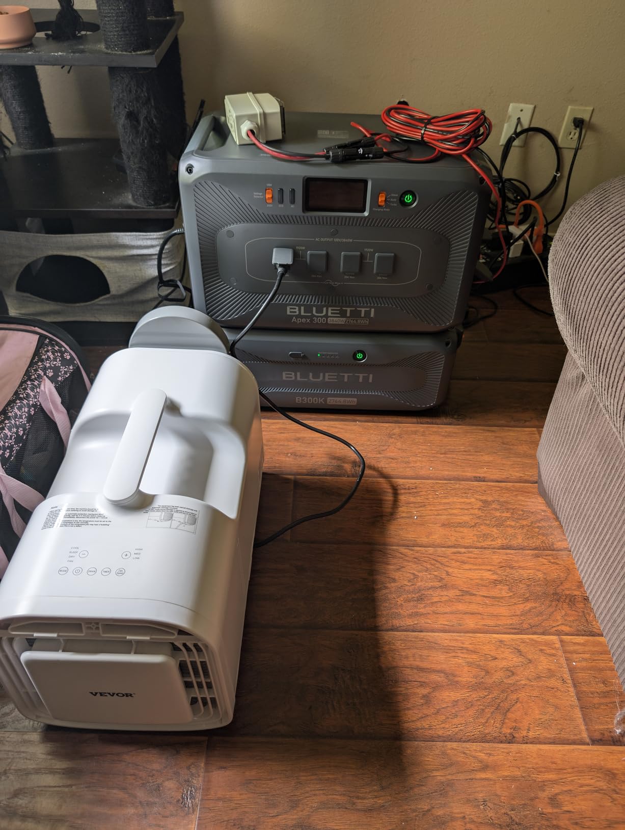 BLUETTI Apex 300 Solar Generator & B300K with TT-30 30A Cable Power Station customer photo 2