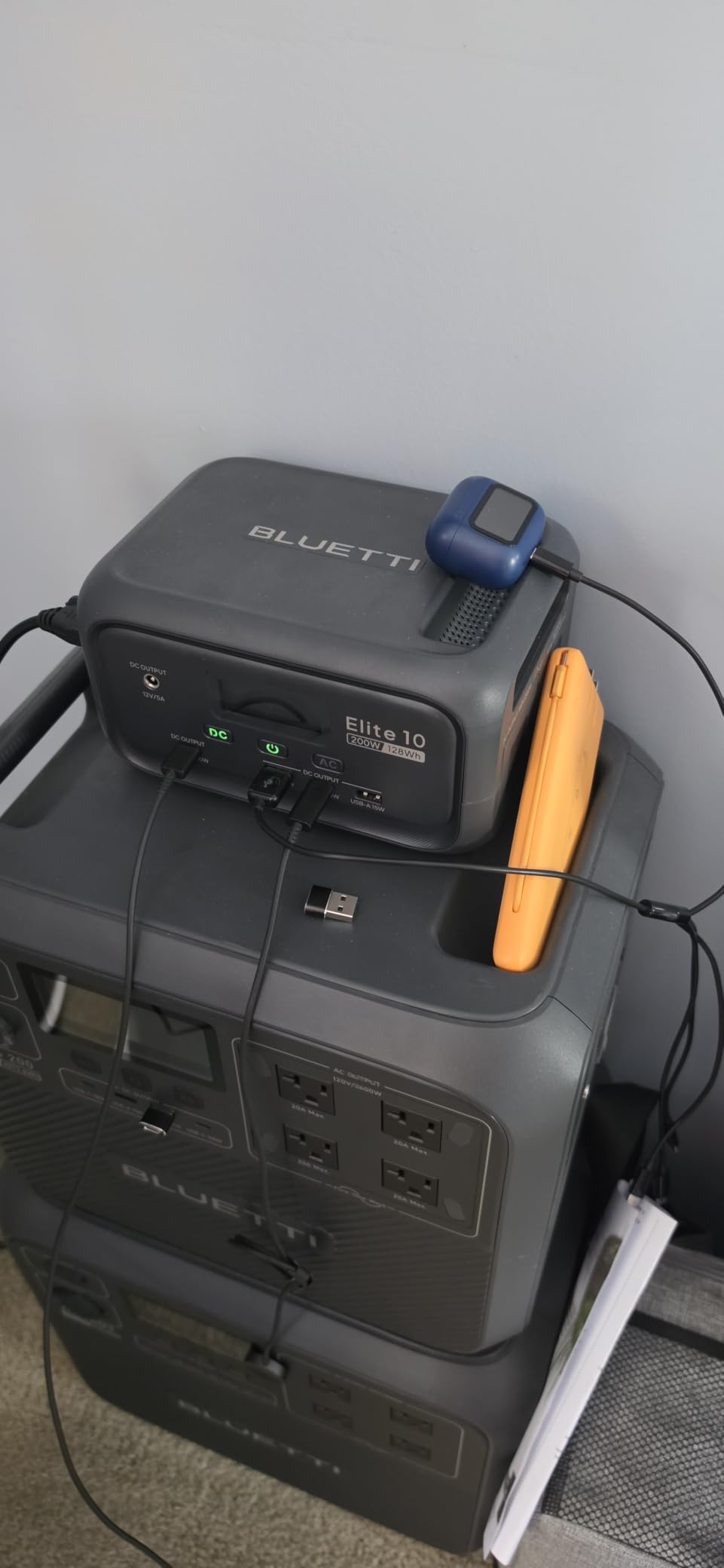 BLUETTI Elite 10 Mini Portable Power Station, 128Wh 200W Solar Generator customer photo 2