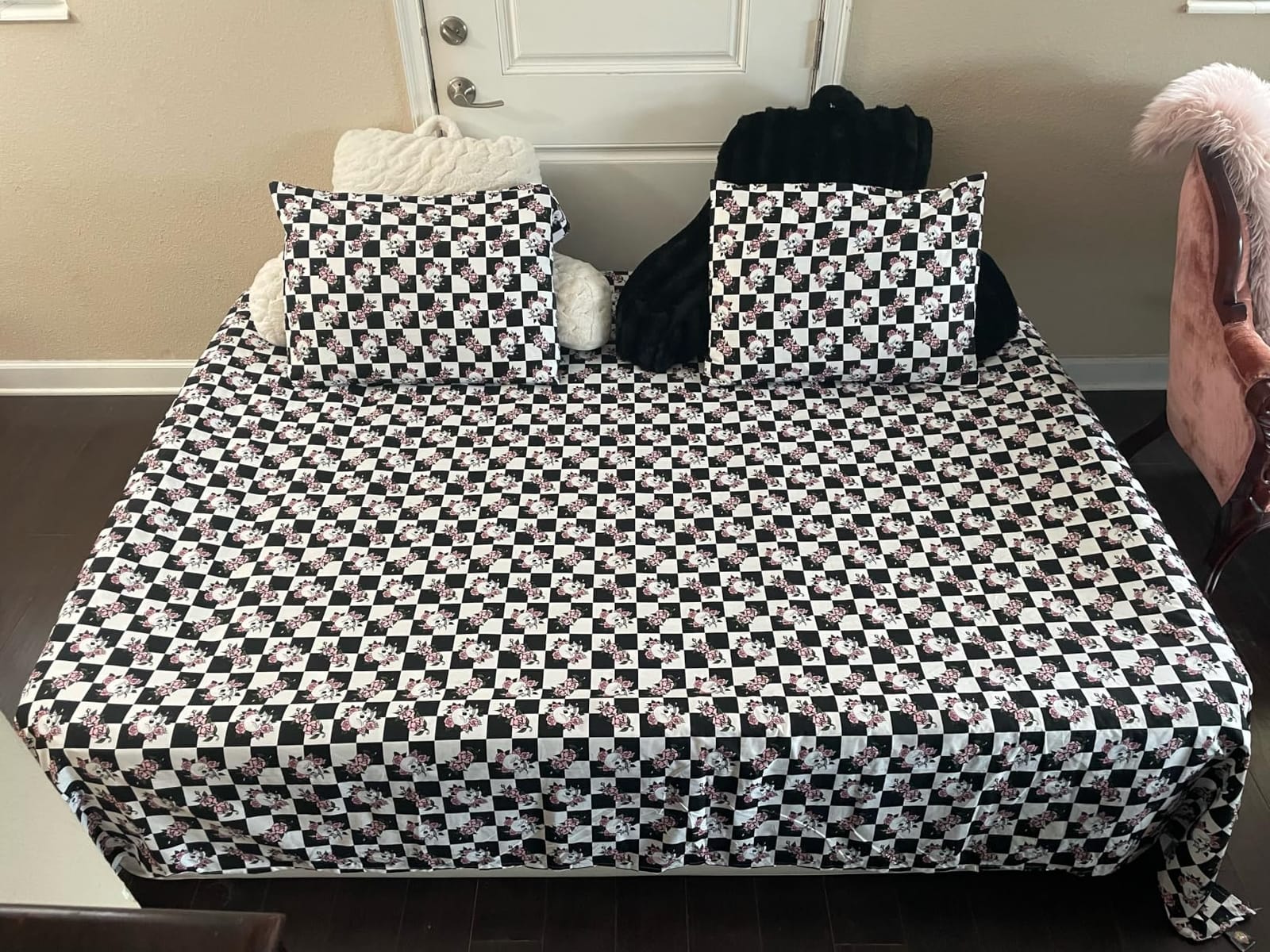 VOSSER Air Mattress Queen with Built in Pump,18'' Raised Blow Up Bed,800lb customer photo 1
